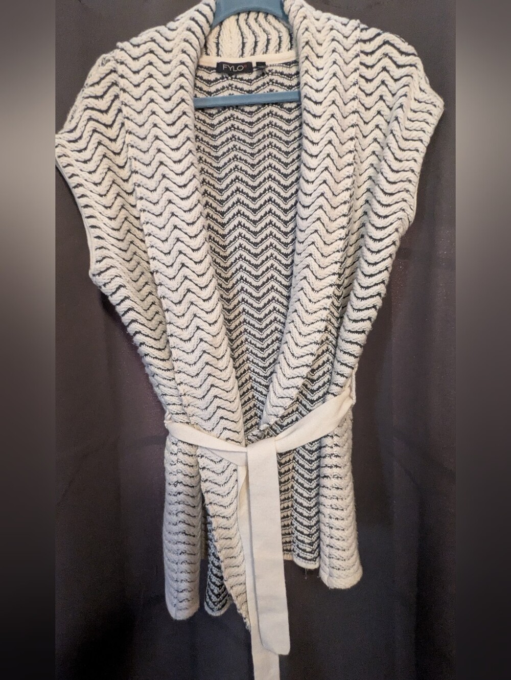 FYLO Cream and Black Chevron Open Cardigan with Belt